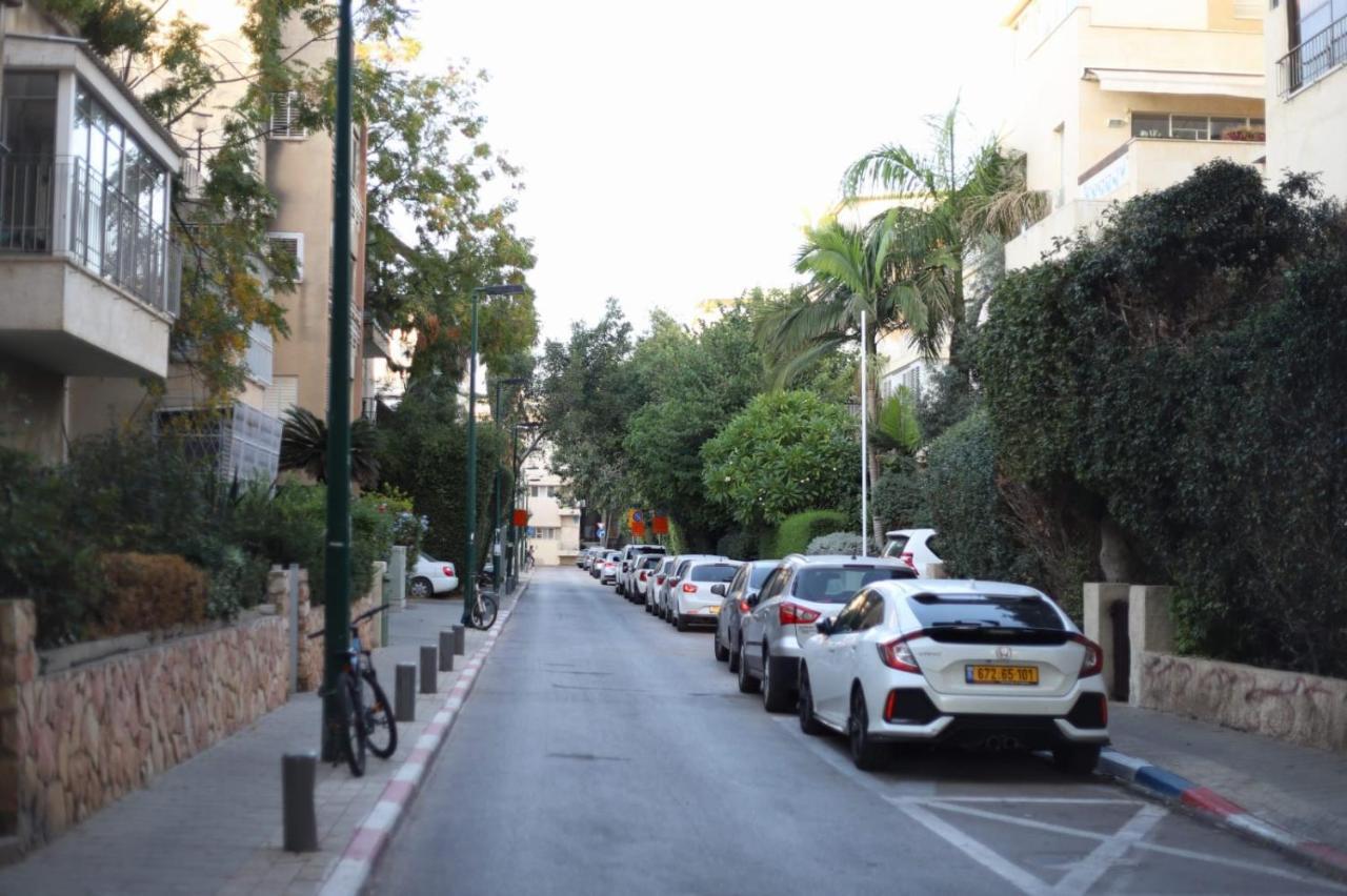 Prague Tlv By Paybox Tel Aviv Exterior foto